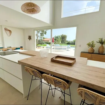 D'exception Piscine Privee Et Vue וילה סן-סיר-סור-מר