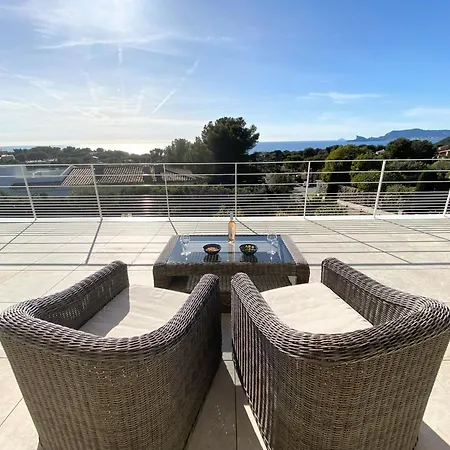 D'exception Piscine Privee Et Vue *