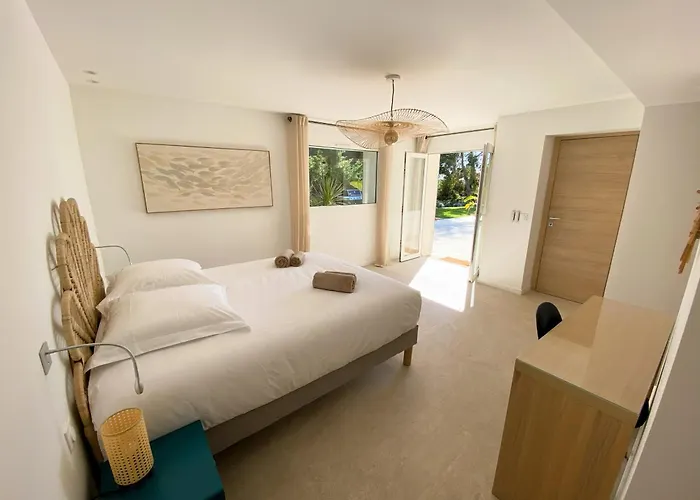 D'exception Piscine Privee Et Vue